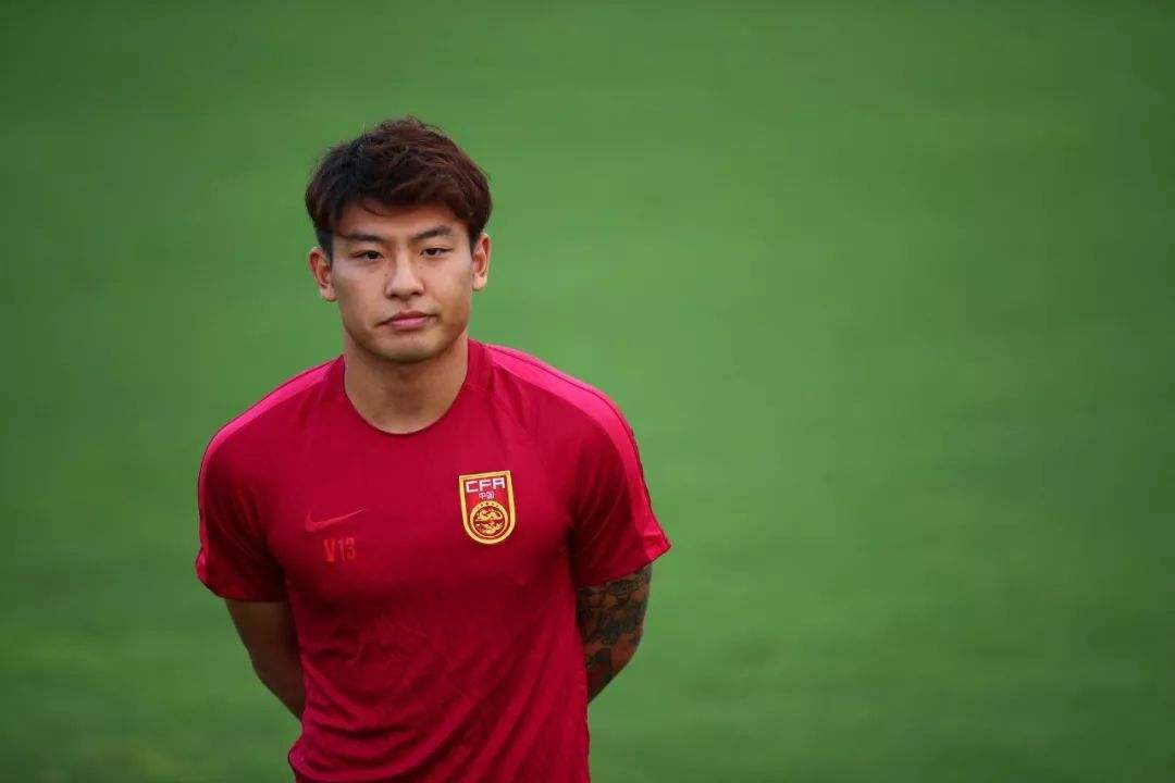 u23国足队长撰文反击质疑 为中国足球拼每一分钟